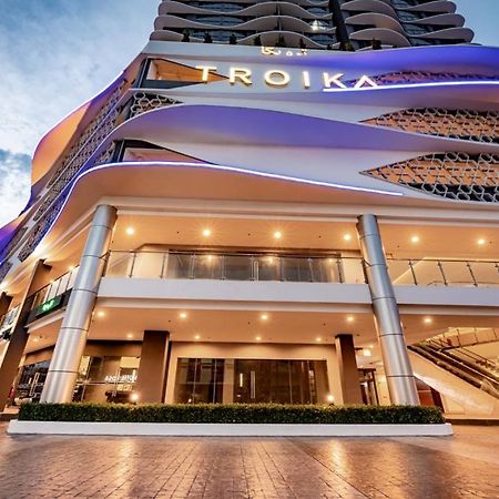 Golden Troika Kota Bharu - 2 Bedrooms Extérieur photo