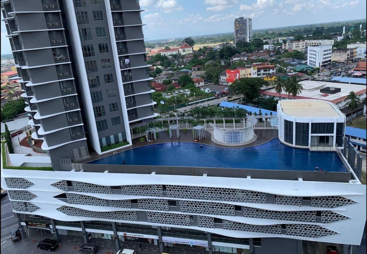 Golden Troika Kota Bharu - 2 Bedrooms Extérieur photo